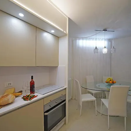 Villa Sabine: New Modern With Private Pool